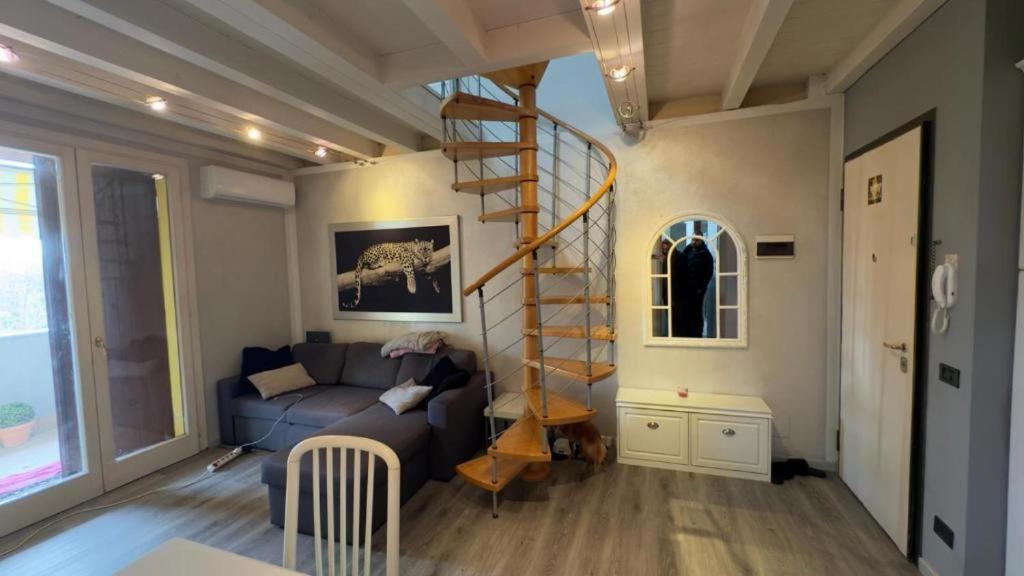 La Lanterna - Appartamenti In Residence Con Piscina Desenzano del Garda Eksteriør billede